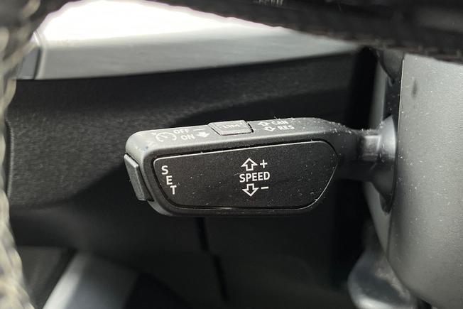 Audi Q2 Photo 36