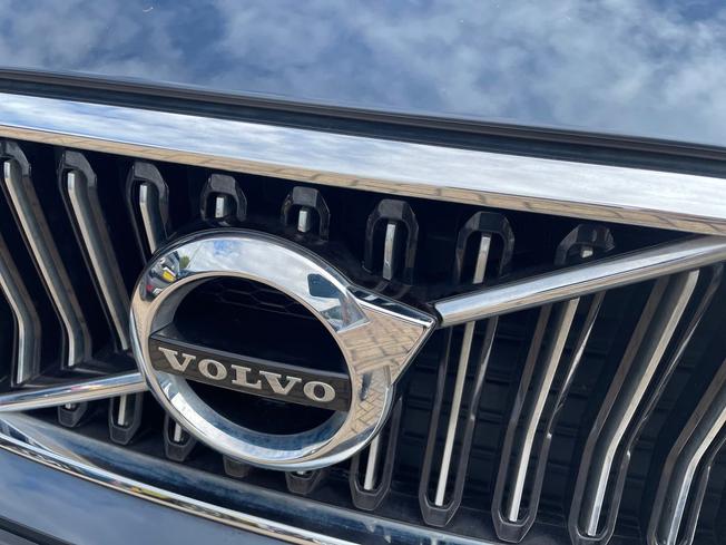 VOLVO XC40 Photo 36