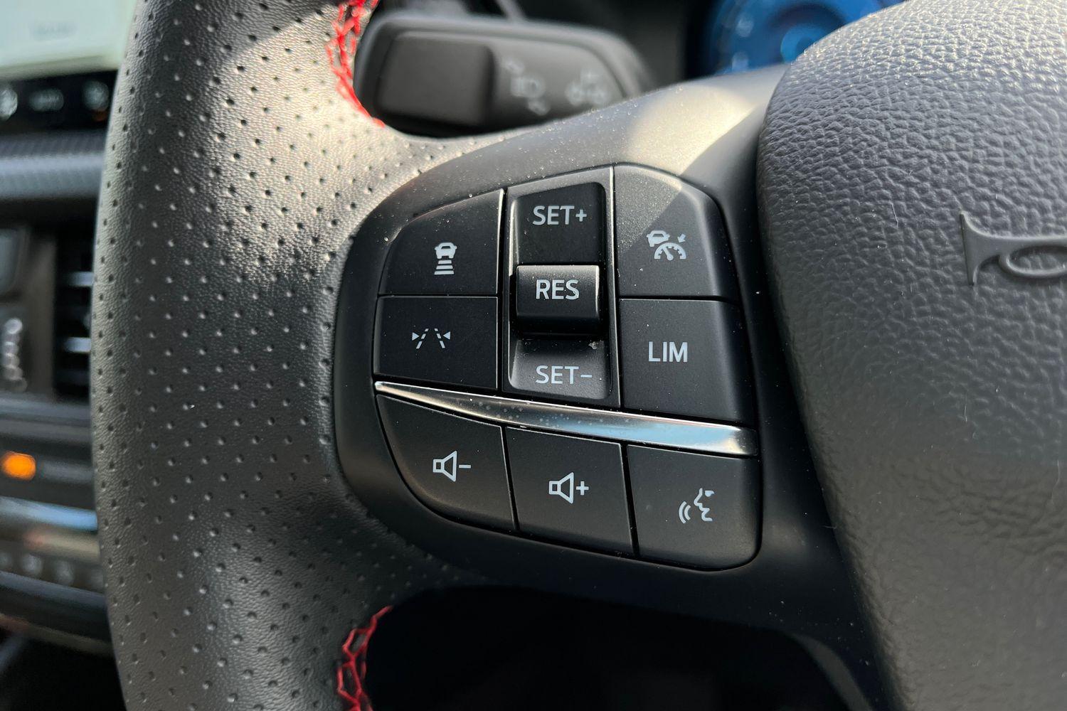 Ford Kuga Photo 25