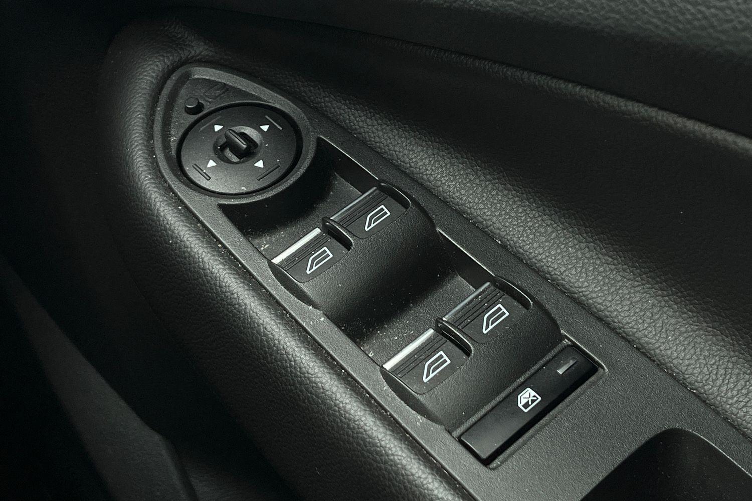 Ford Kuga Photo 15