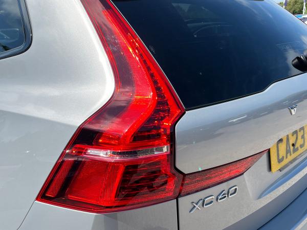 Volvo XC60 Photo autoimg-22c901c34fa9365a7284d7e3683f61a25332918e.jpg