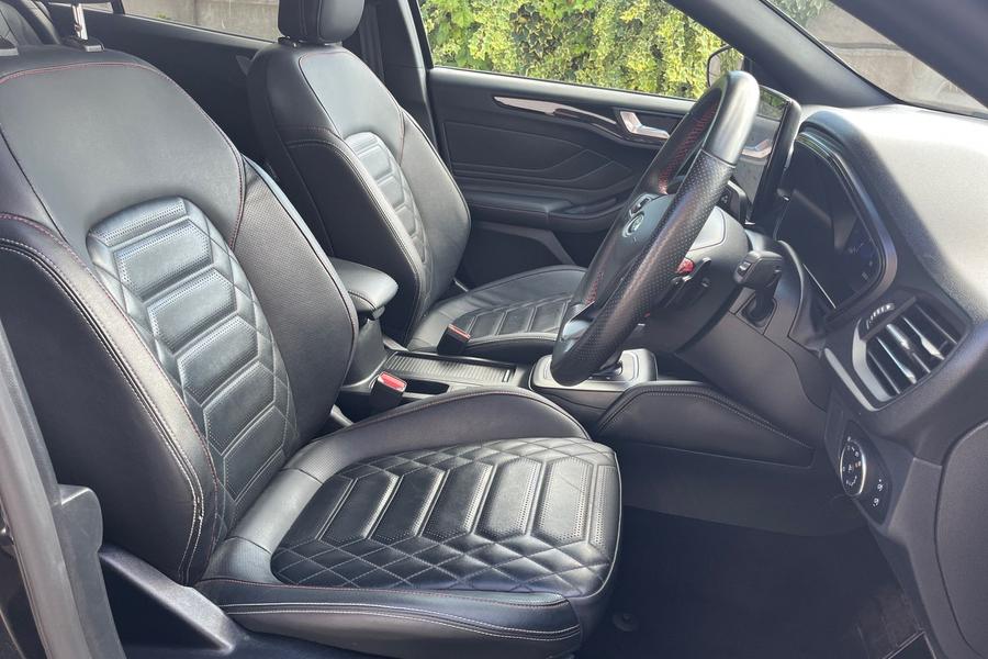 Ford FOCUS Photo autoimg-22c9dd6de802bca55d4d2c0154b30ed49732d01e.jpg