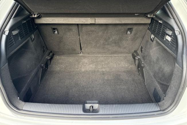 Audi Q2 Photo 12