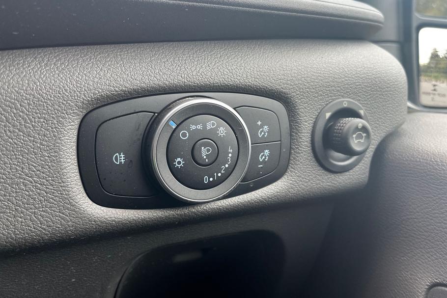 Used Ford TRANSIT 14