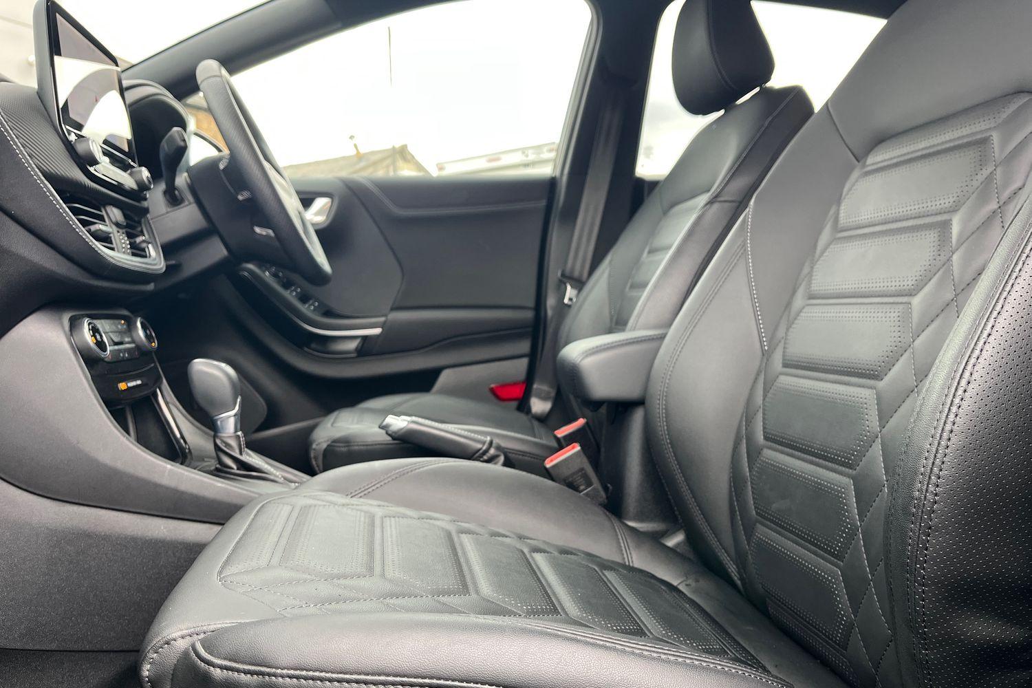 Ford PUMA Photo 18