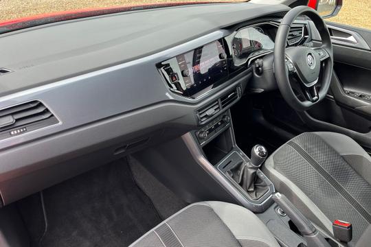 Volkswagen Polo Photo autoimg-22d3a7e1f86371bea4f19cf5180e958b2c45d62b.jpg
