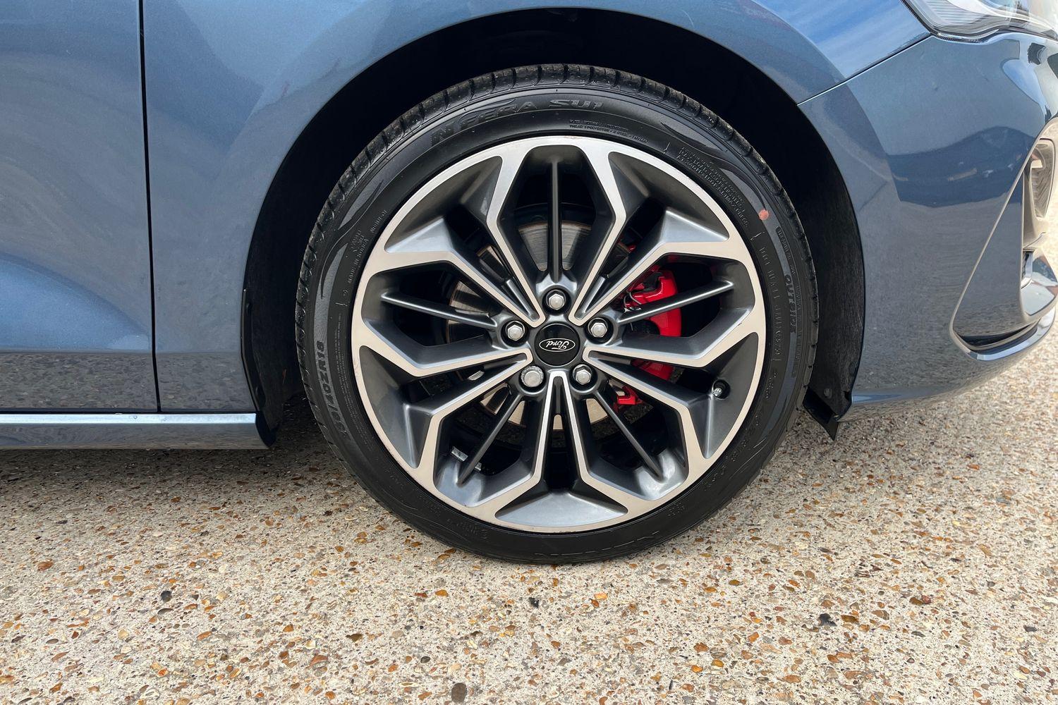 Ford Focus Photo 7