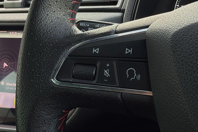 SEAT Arona Photo 16