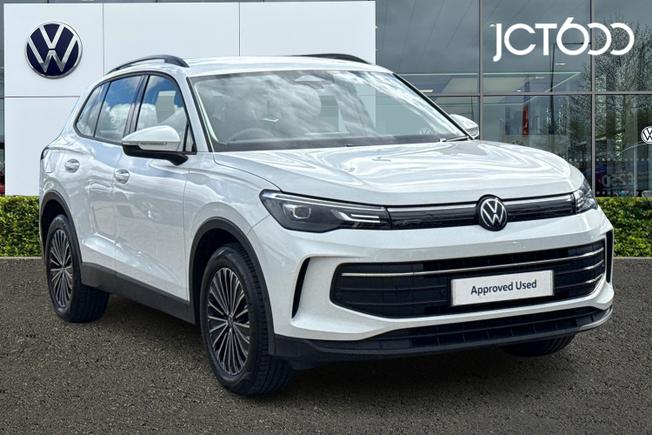 Volkswagen Tiguan Photo 1
