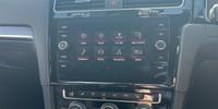 Volkswagen Golf GTI Performance Photo 10