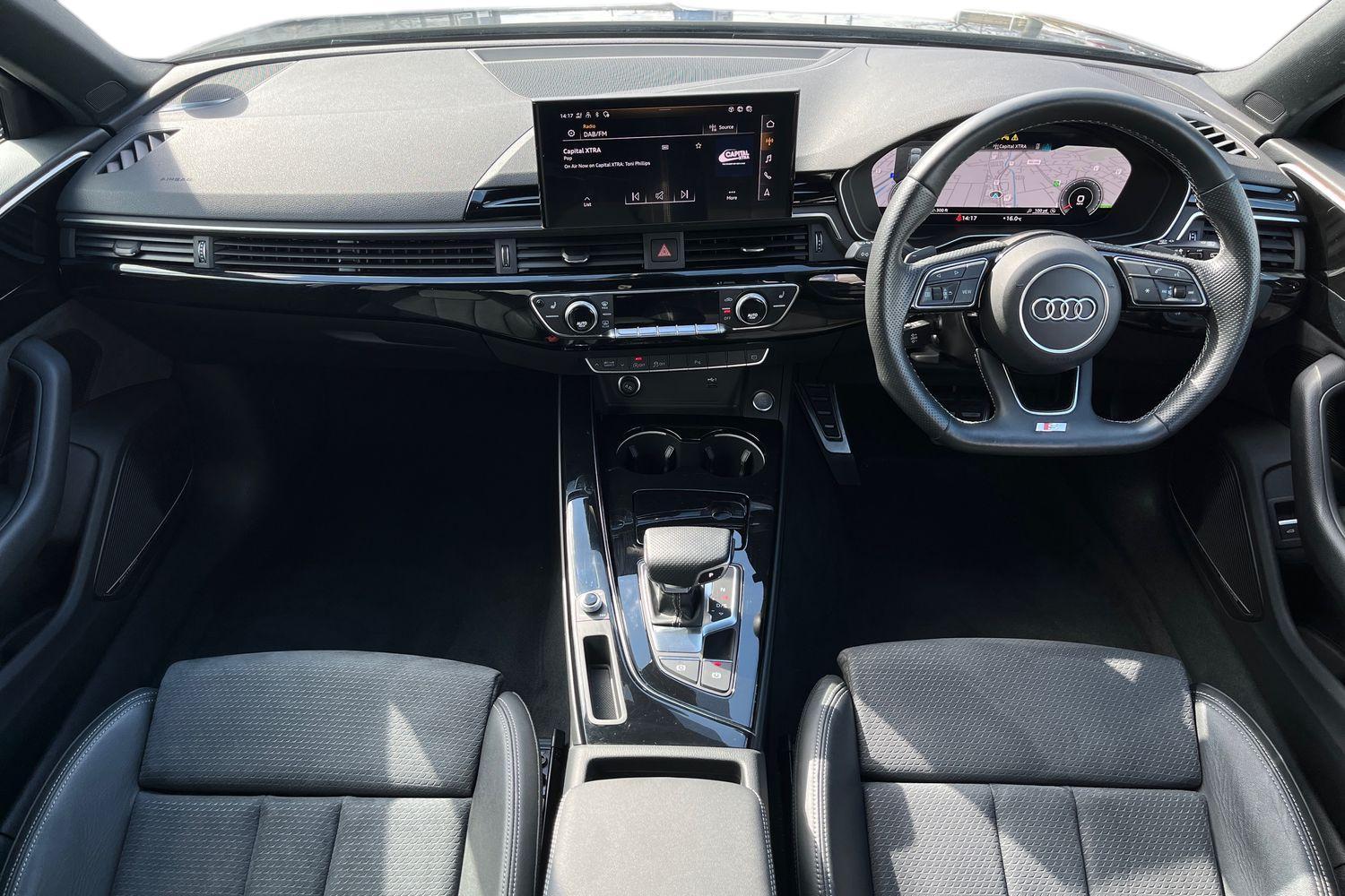 Audi A4 Photo 9