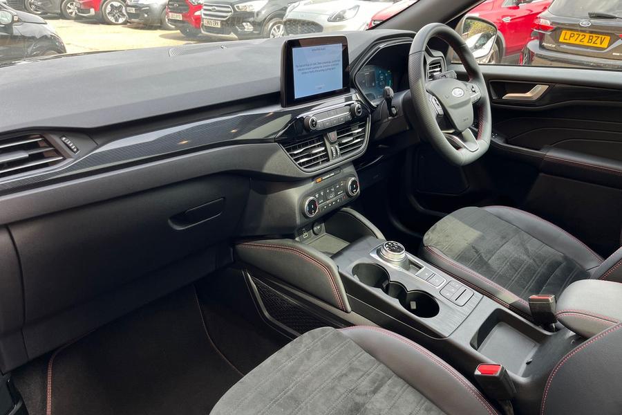 Ford KUGA Photo autoimg-22e67c3be4dfc1b2eb59a08a88841059b95fbe8f.jpg