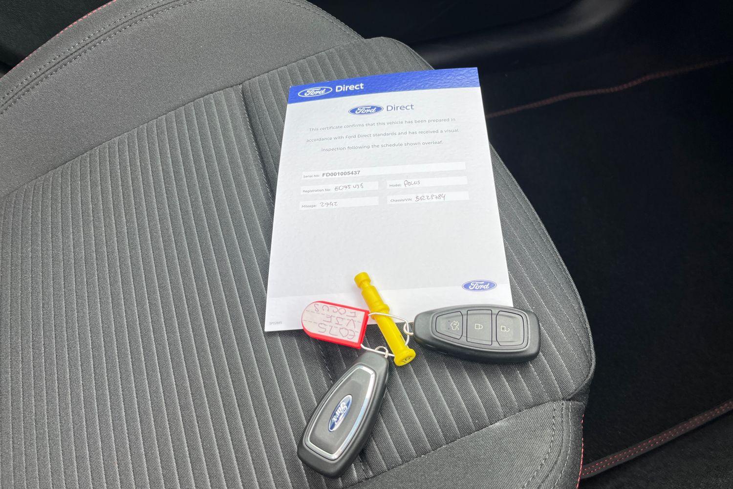 Ford FOCUS Photo 21