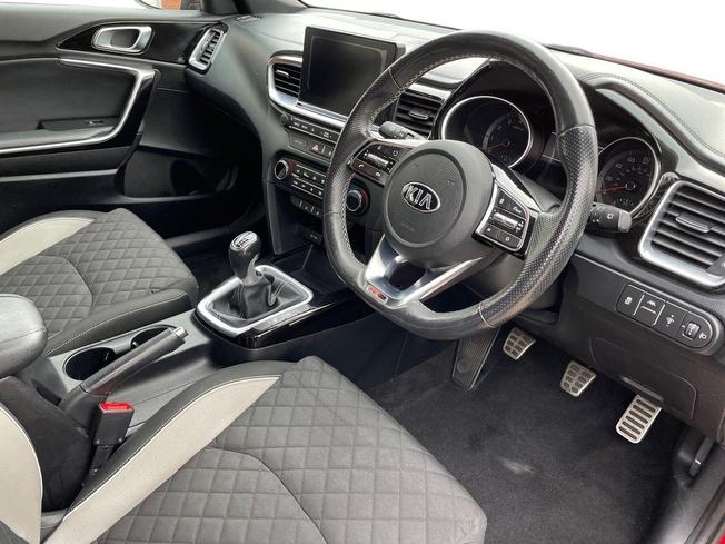 KIA CEED Photo 6
