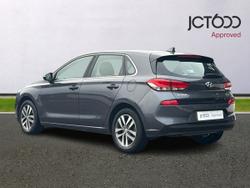 HYUNDAI i30 Photo 3