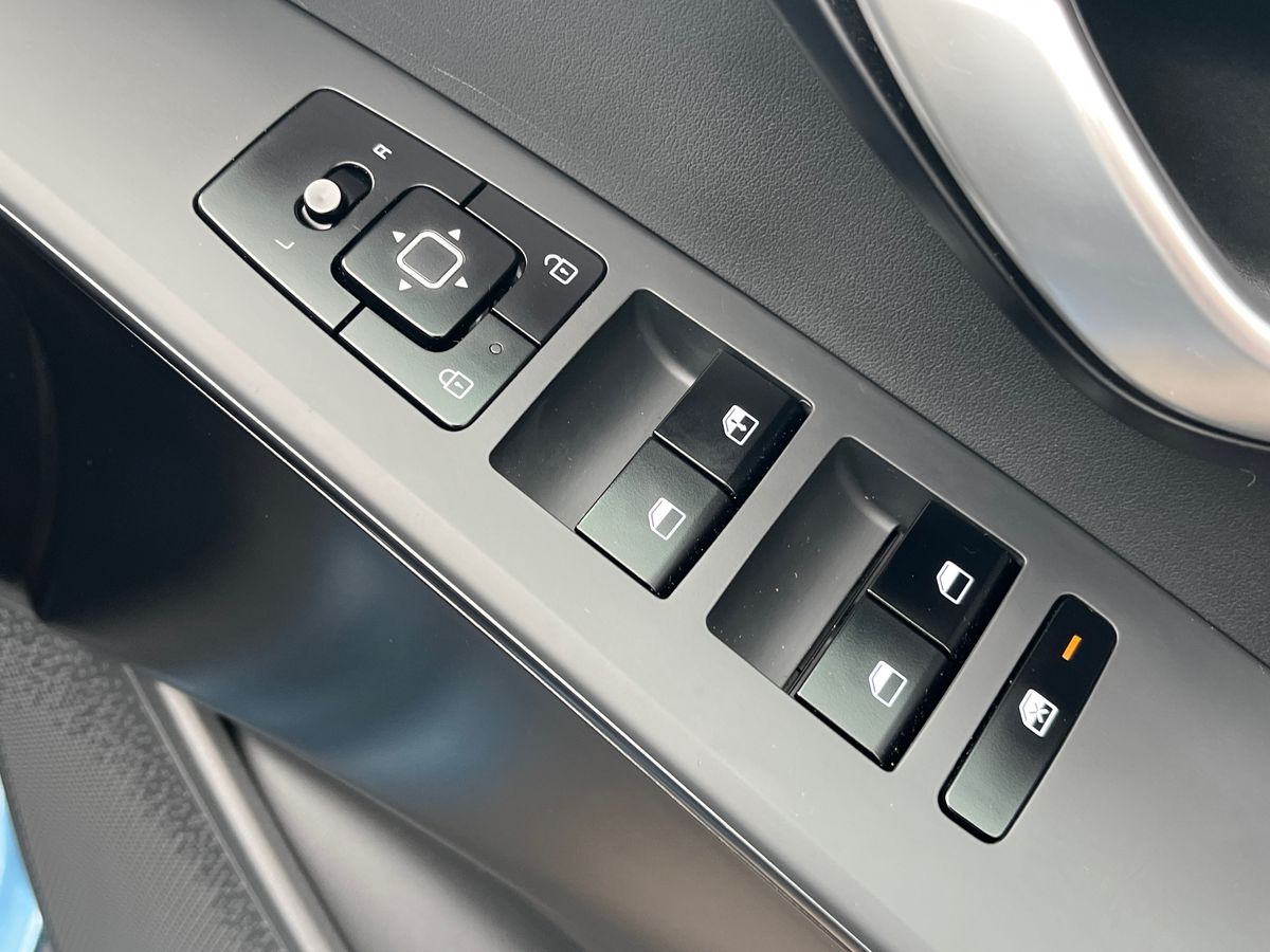Kia Niro Photo 25