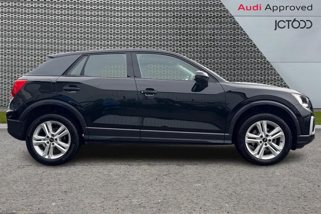 AUDI Q2 Photo 4