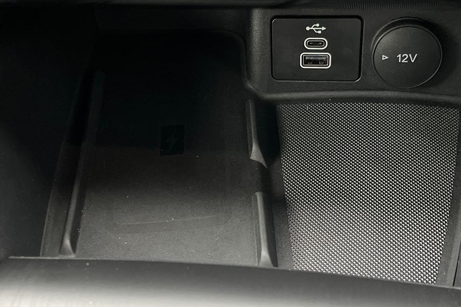 Ford KUGA Photo autoimg-22f5402e780699f73077e1caca0ac7c2b3fce2bb.jpg