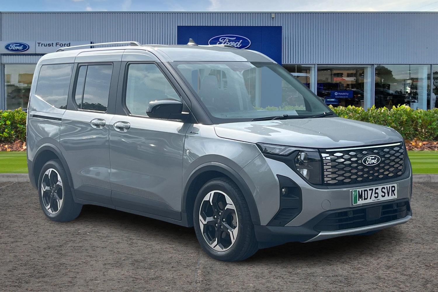 Ford E-TOURNEO COURIER Photo 0