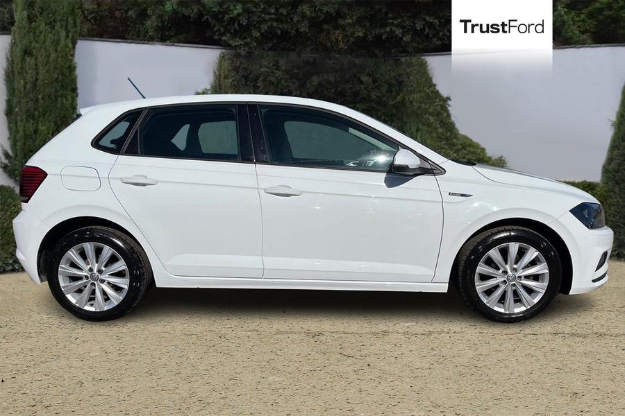 Volkswagen Polo Photo autoimg-22f8abe9b2e3aee5668ceb656684b2b16ea60ff1.jpg