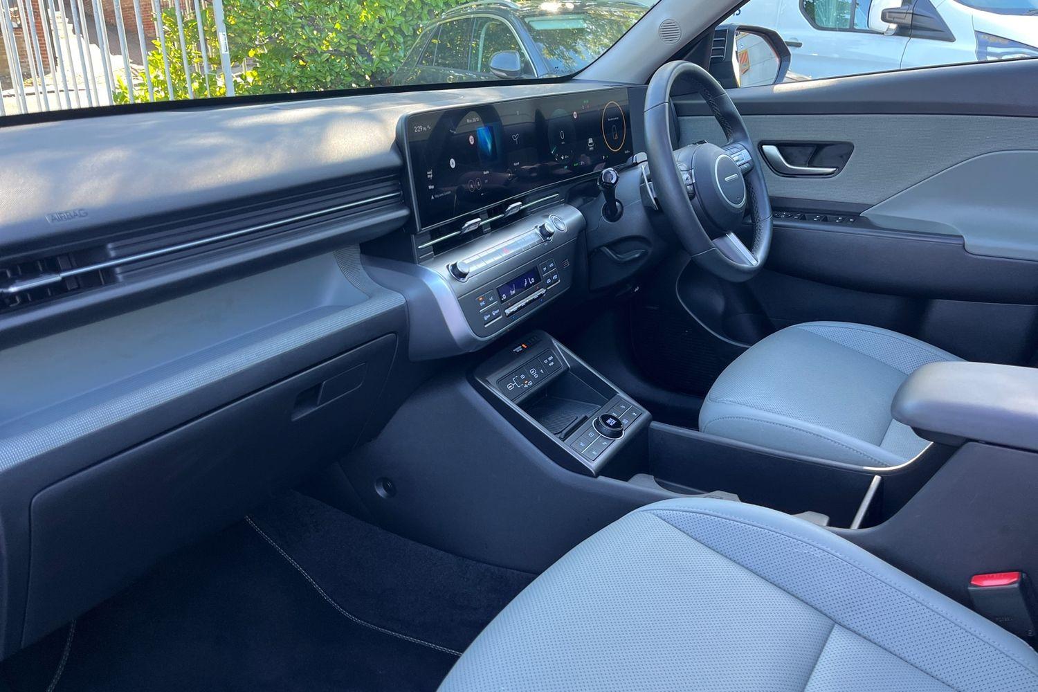 Hyundai KONA Photo 17