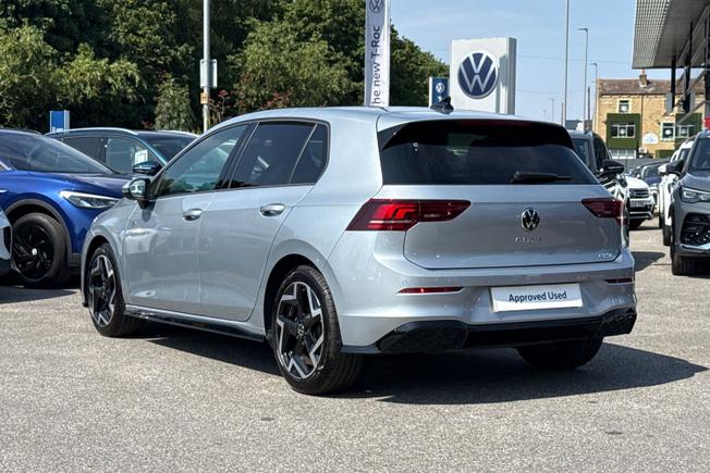 VOLKSWAGEN Golf Photo 33