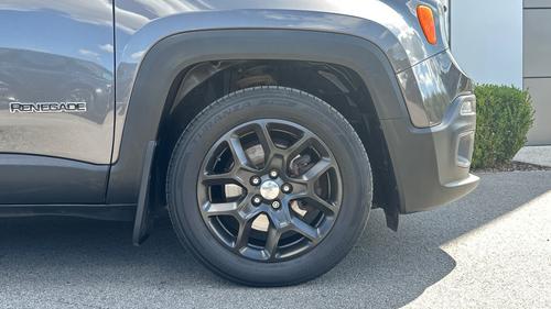 Jeep Renegade Photo autoimg-22feecac1eecd4f5ffe315a8f1b192d7c3dc43ee.jpg