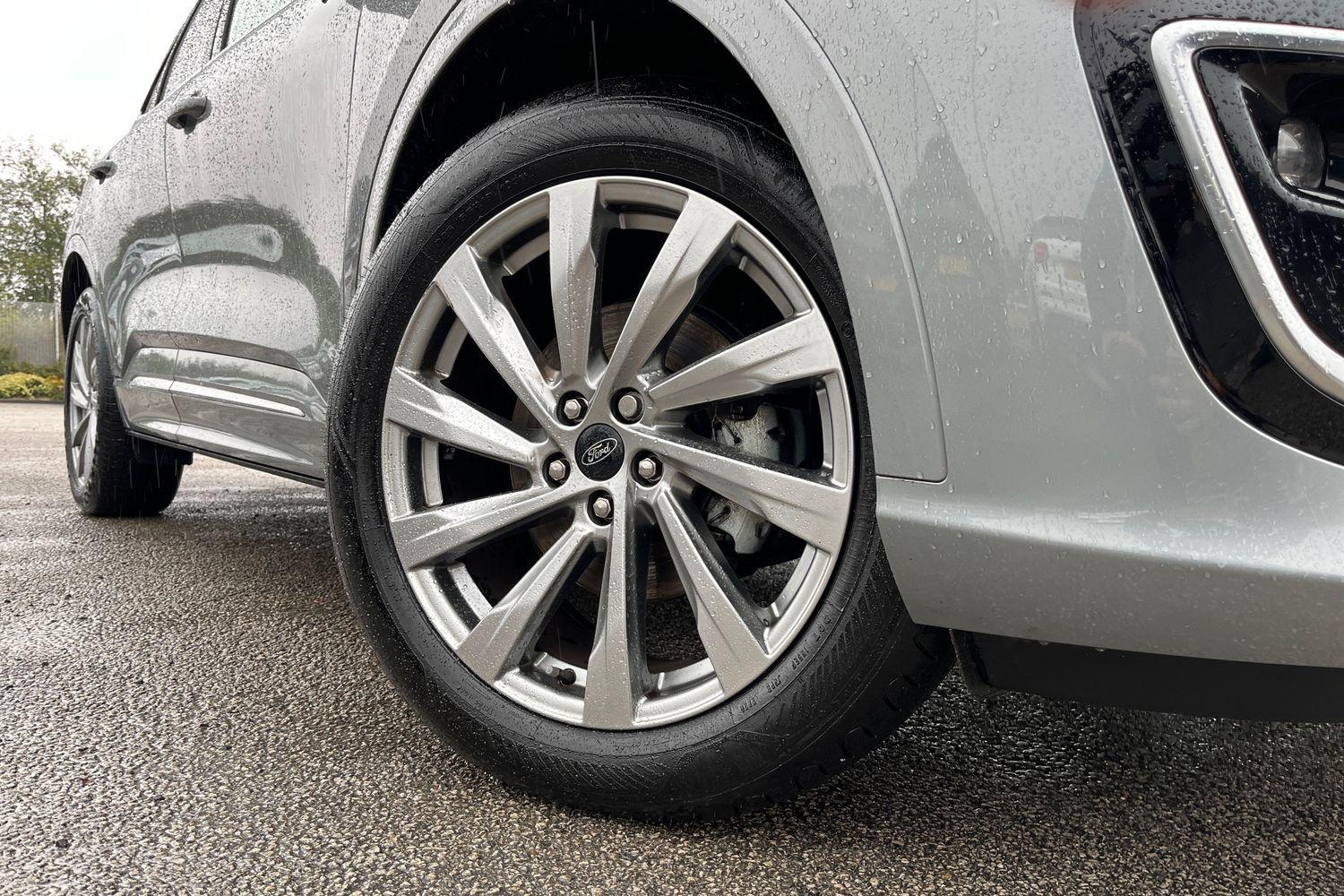 Ford Kuga Photo 7
