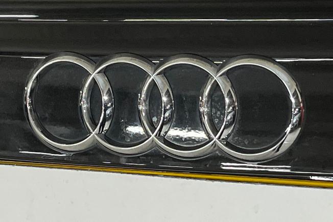AUDI Q3 Photo 35