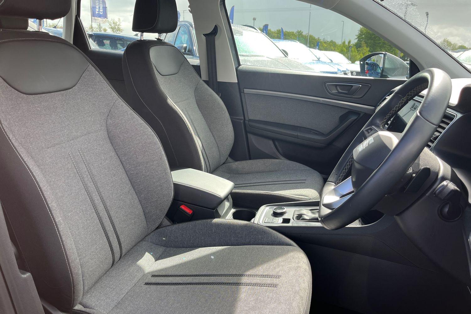 SEAT ATECA Photo 16