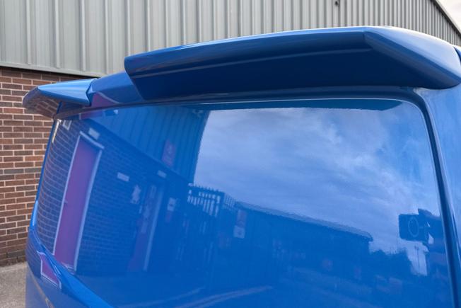 VOLKSWAGEN Transporter Kombi Photo 25