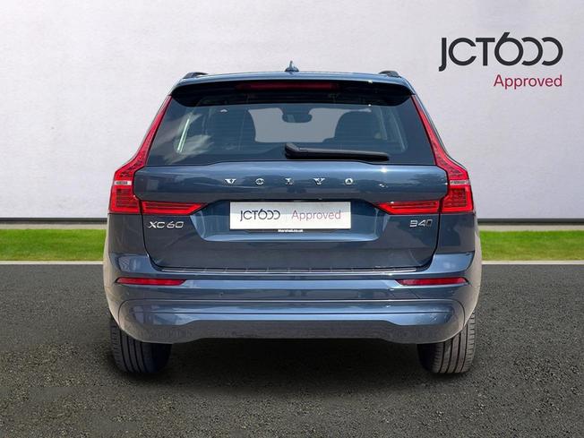 VOLVO XC60 Photo 7