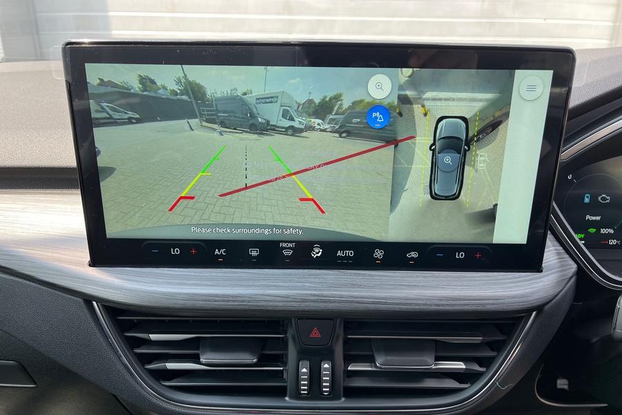 Ford Kuga Photo autoimg-23054ec6c9cd10de855515490b4039918ea29ddf.jpg