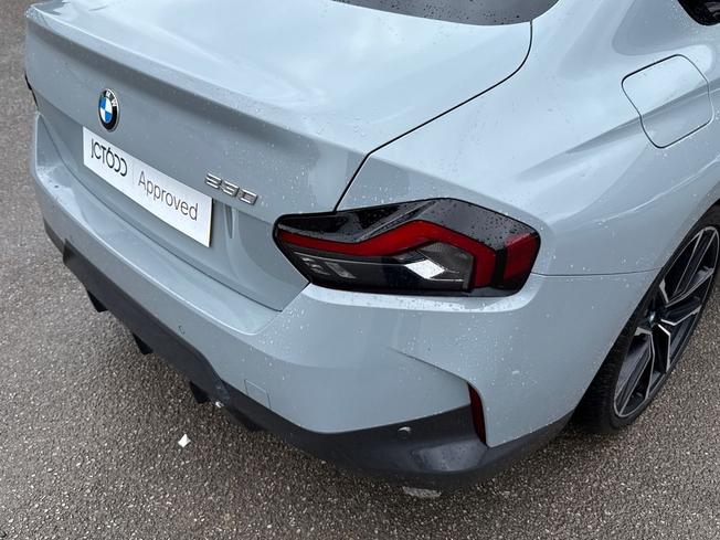 BMW 2 Series Photo 22