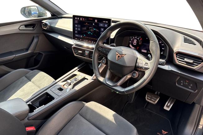 CUPRA Leon Photo 6
