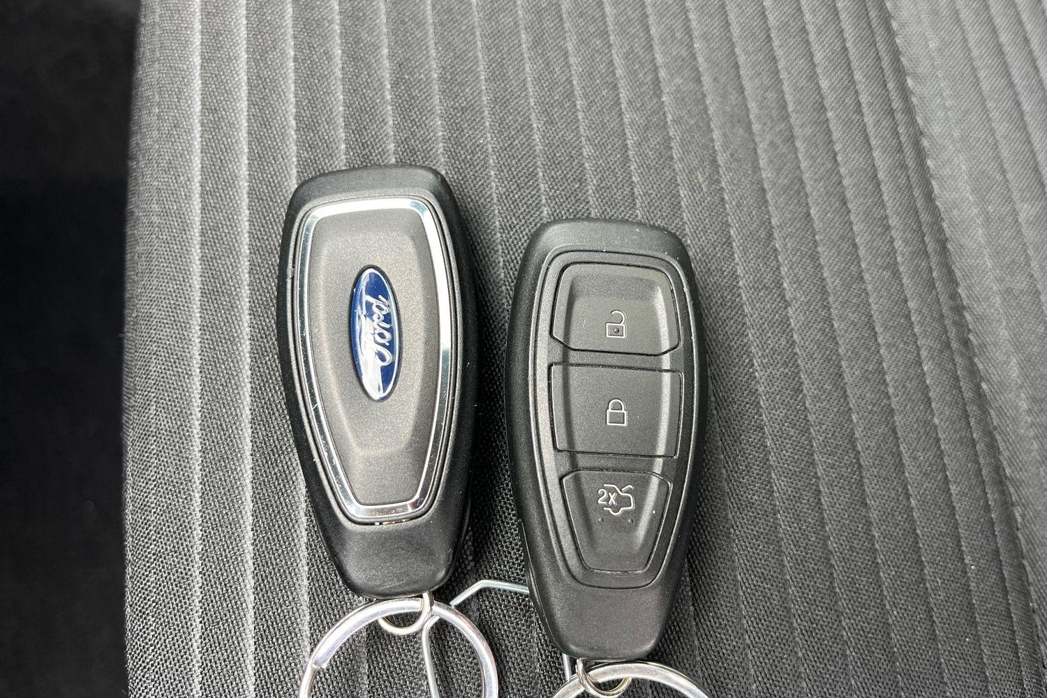 Ford FOCUS Photo 21