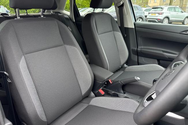 VOLKSWAGEN Polo Photo 27