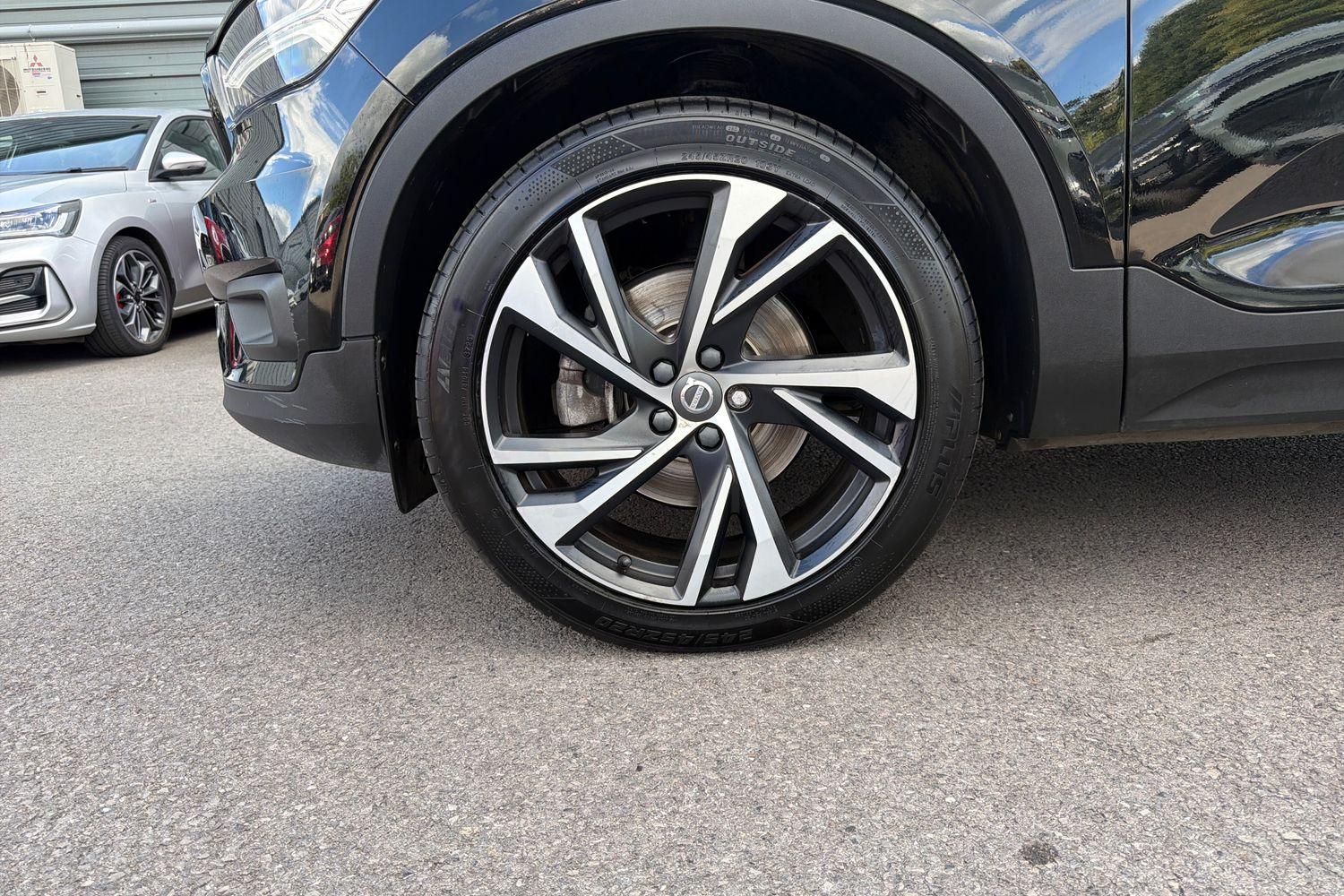 Volvo XC40 Photo 7