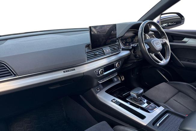 AUDI Q5 Photo 2