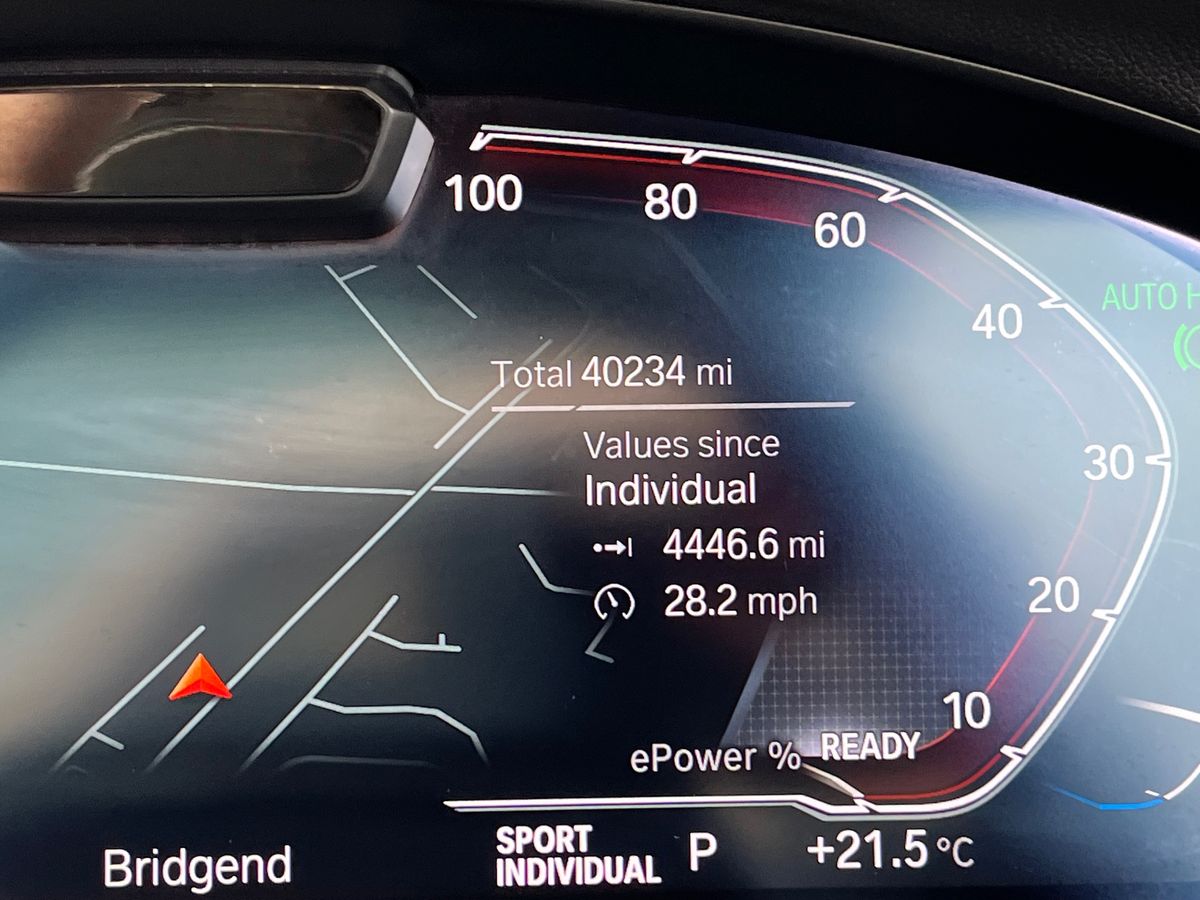 BMW iX3 Photo 42