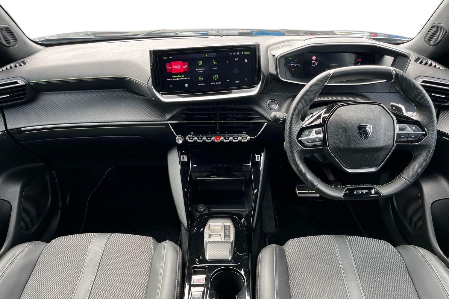 PEUGEOT 2008 Photo 9