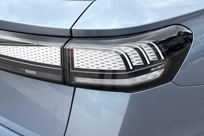 VOLKSWAGEN Id.7 Photo 18