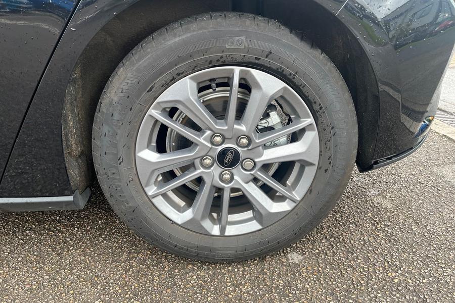 Ford Focus Photo autoimg-2320dedc7eaa78e45159c16450cb10568a04f682.jpg