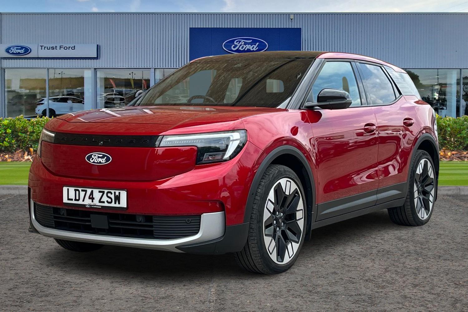 Ford Explorer Photo 4