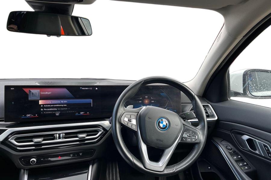 BMW 3 SERIES Photo autoimg-2325475134446f14f69a35c61c43abaa32c1fc7f.jpg