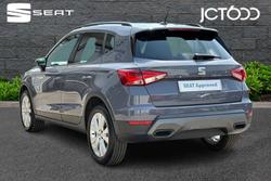 SEAT Arona Photo 3