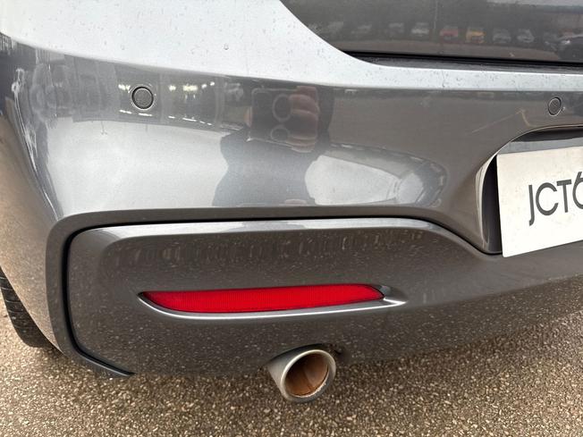 BMW 1 Series Photo 21