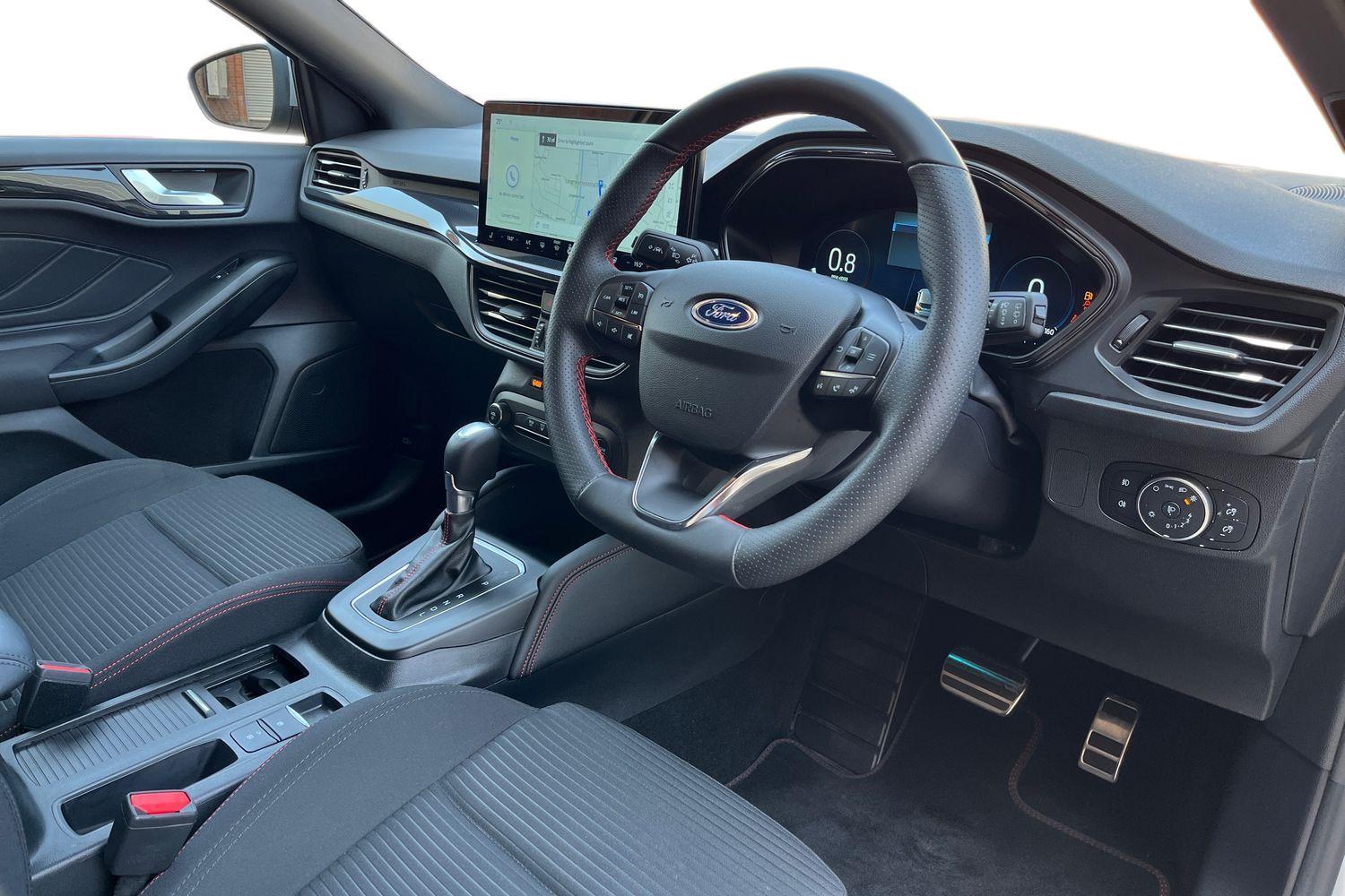 Ford Focus Photo 8
