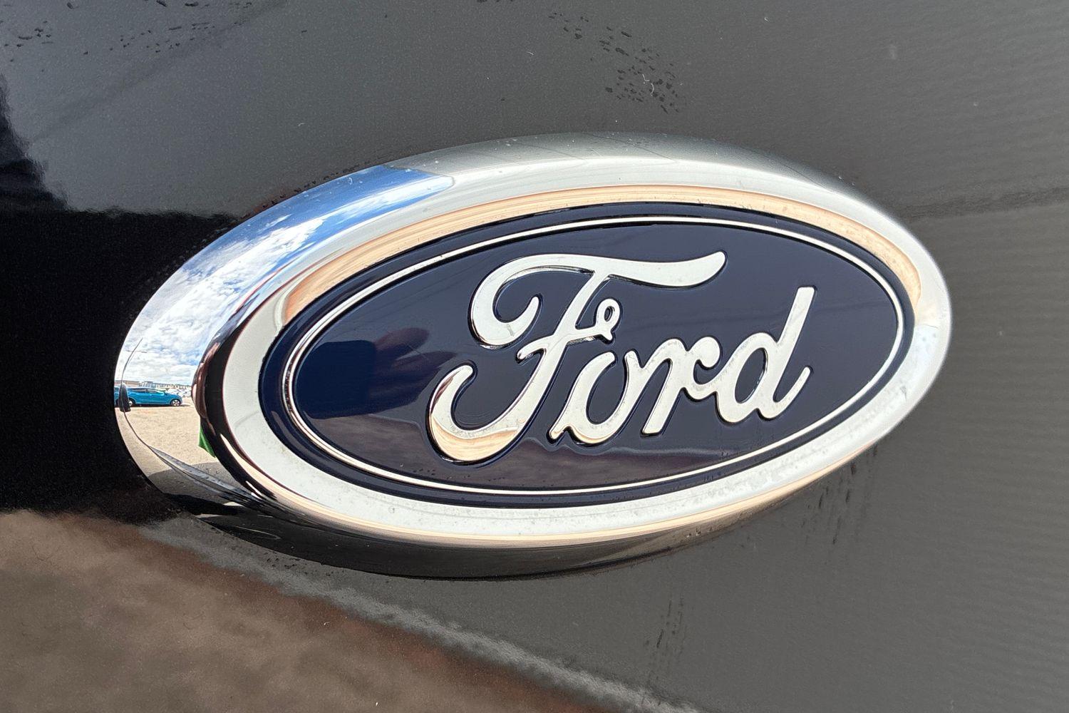 Ford TRANSIT CONNECT Photo 36