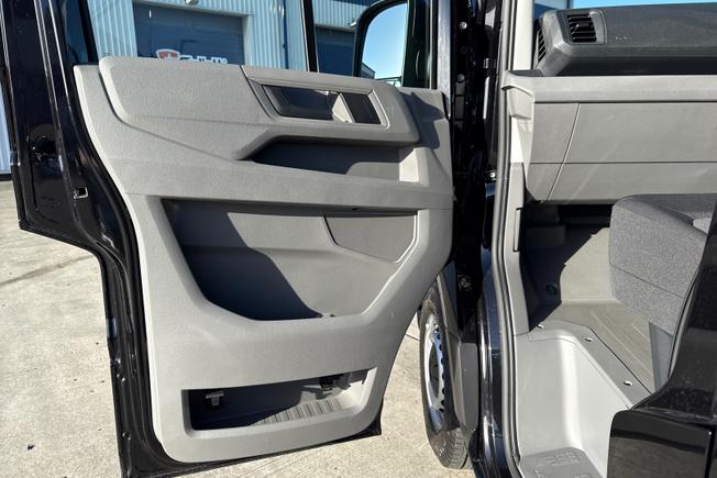 VOLKSWAGEN Crafter Photo 49